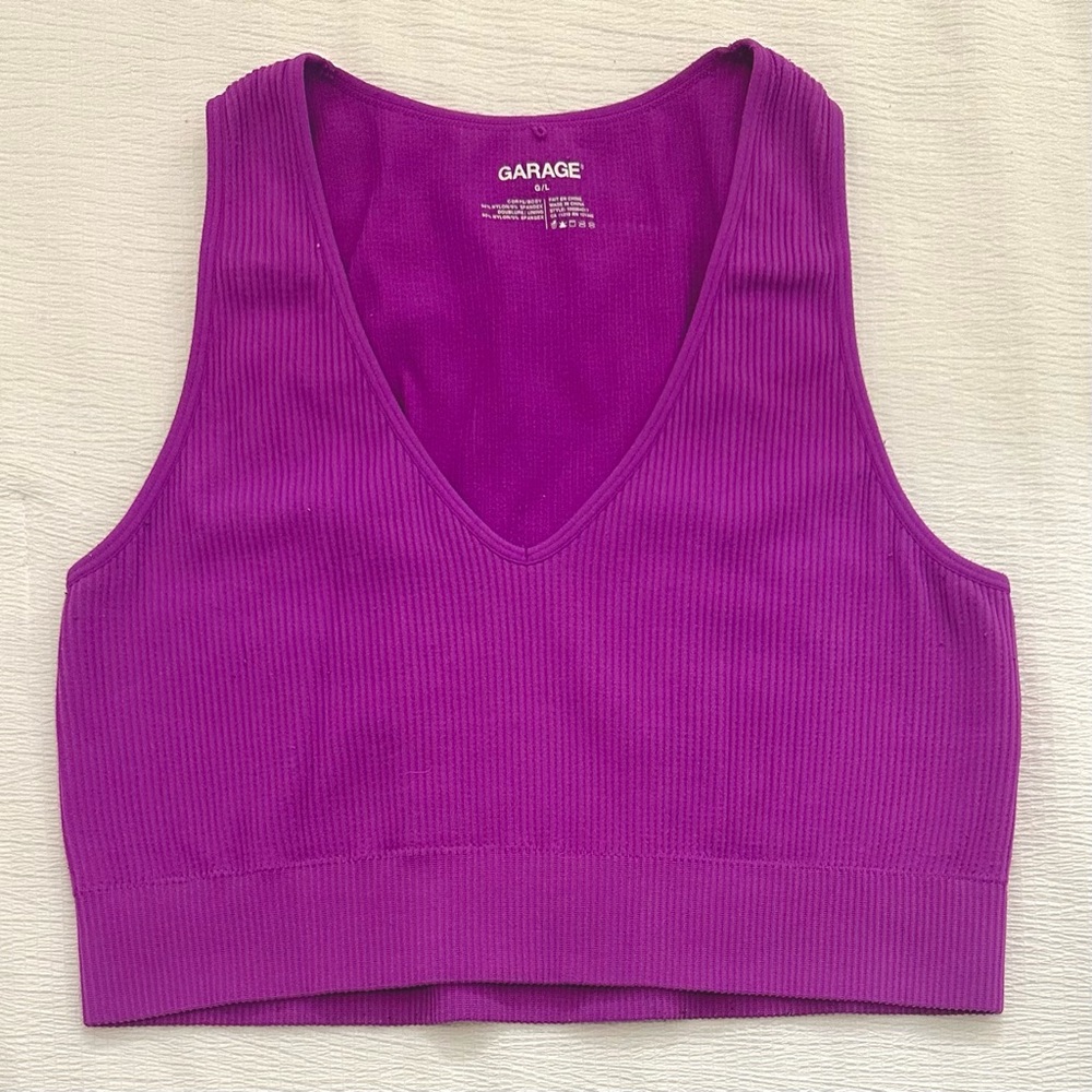Garage Seamless Plunge Cropped Tank Top